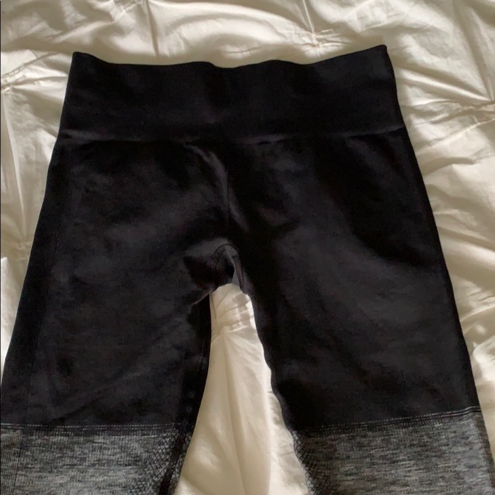 Lululemon cropped leggings